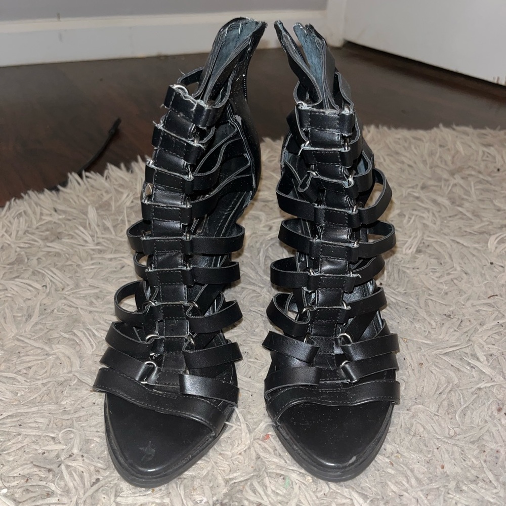 Used Bcbg Black high heels in great condition